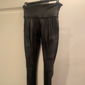 Spanx Moto leggings size M